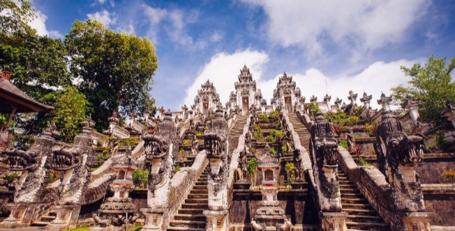 Gate of Heaven Temple And Blue Lagoon Snorkeling with Tirta&nbsp;Gangga